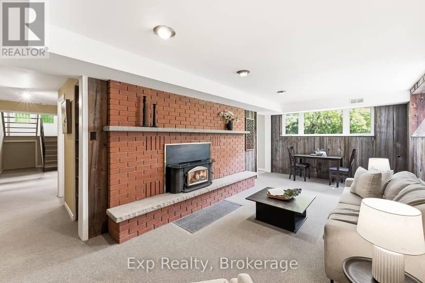 3282 Williamson Road — photo 36 of 40
