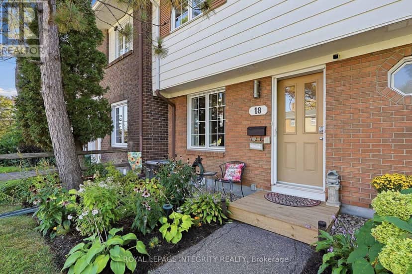 18 Greenbank Road S — photo 2 of 32