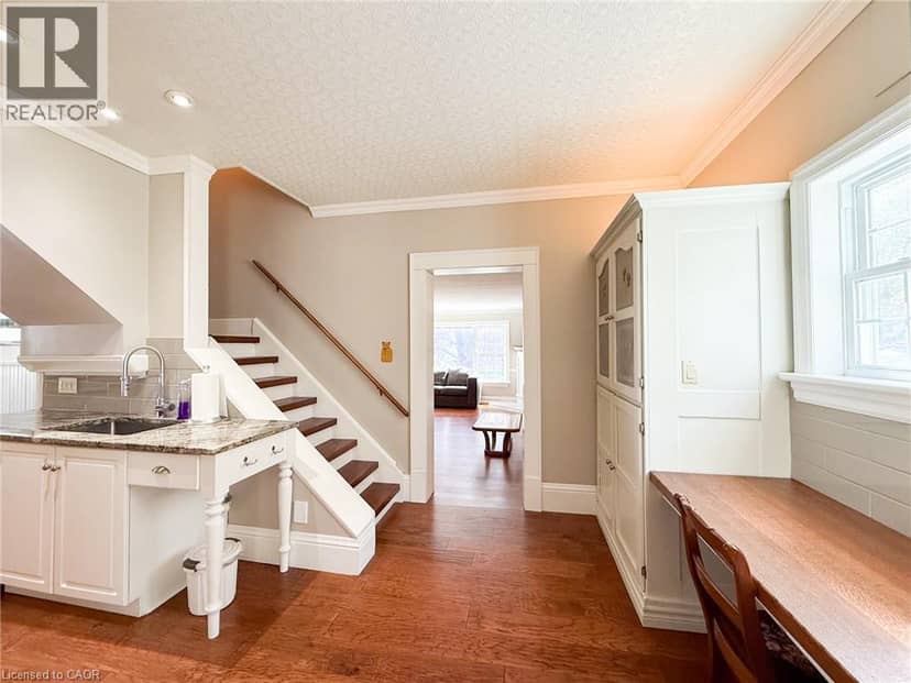 103 MAIN Street S — photo 18 of 40