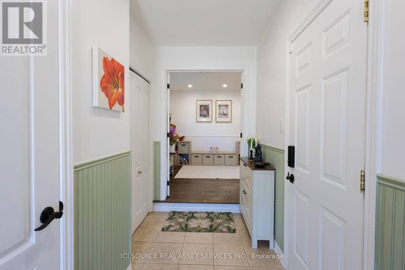 127 Waterbridge Drive, Ottawa, photo 3