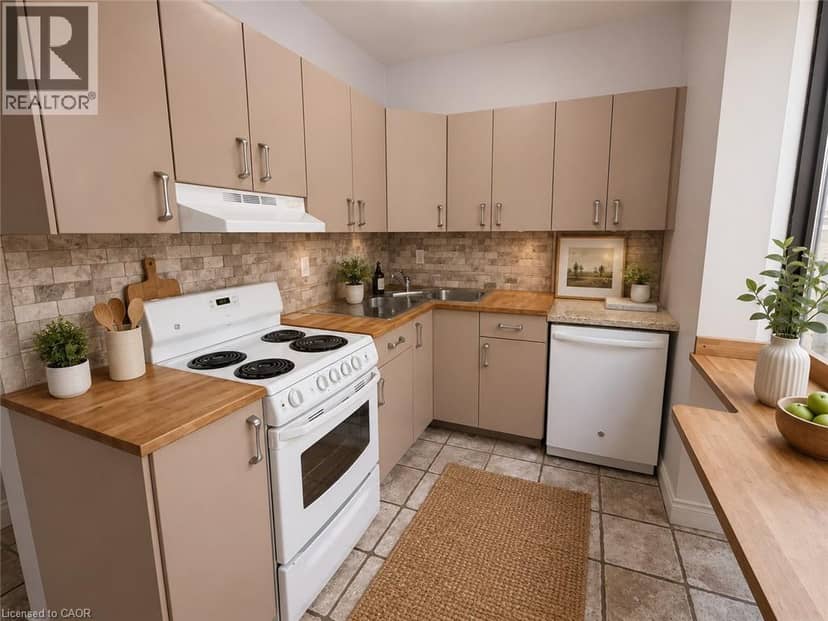 947 MAIN Street E Unit# 1 — photo 3 of 6