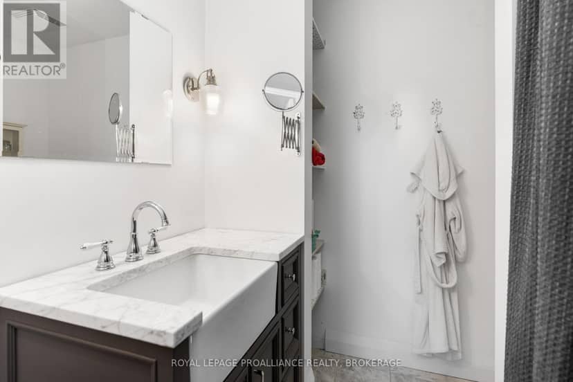 15 14th Line Road — photo 19 of 40