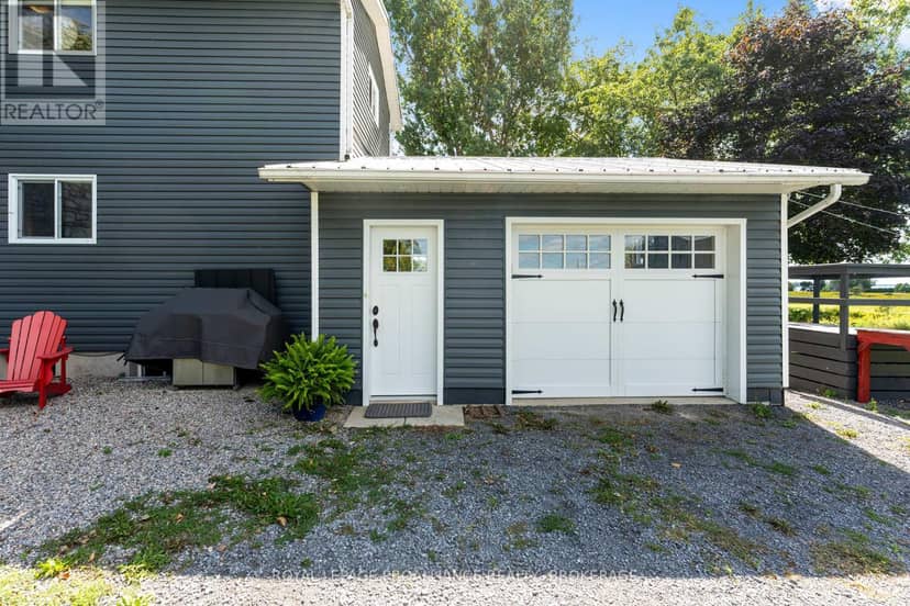 15 14th Line Road — photo 33 of 40