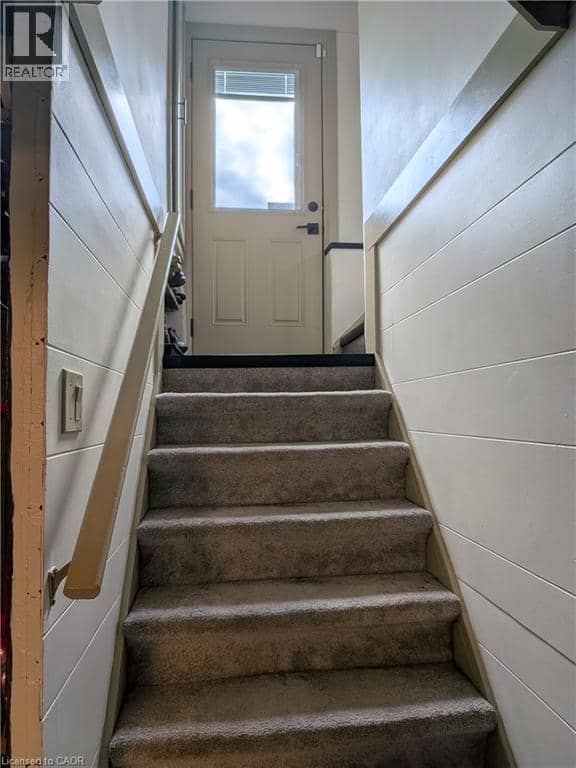 487 SCHOLFIELD Avenue N — photo 12 of 19