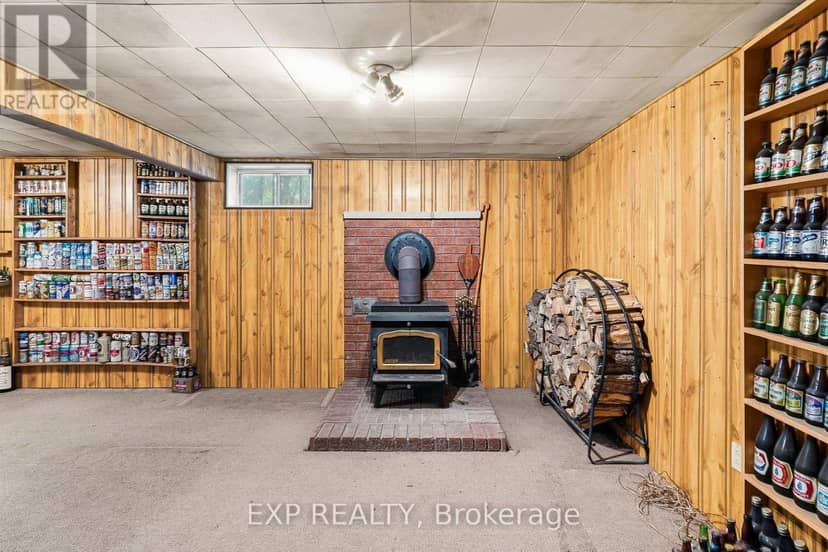 32 Louisa Street — photo 33 of 40