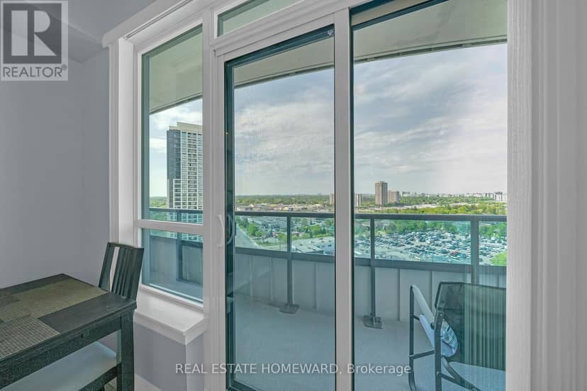 1525 - 7161 Yonge Street — photo 13 of 22