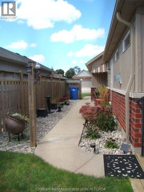 34 Lanz Boulevard — photo 5 of 40