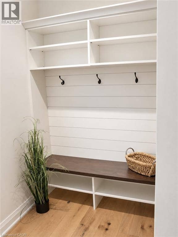 515 HAMILTON Drive — photo 15 of 40