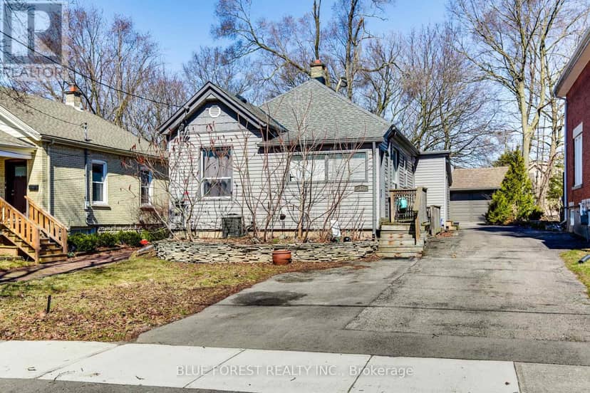 17 McDonald Avenue, London North
