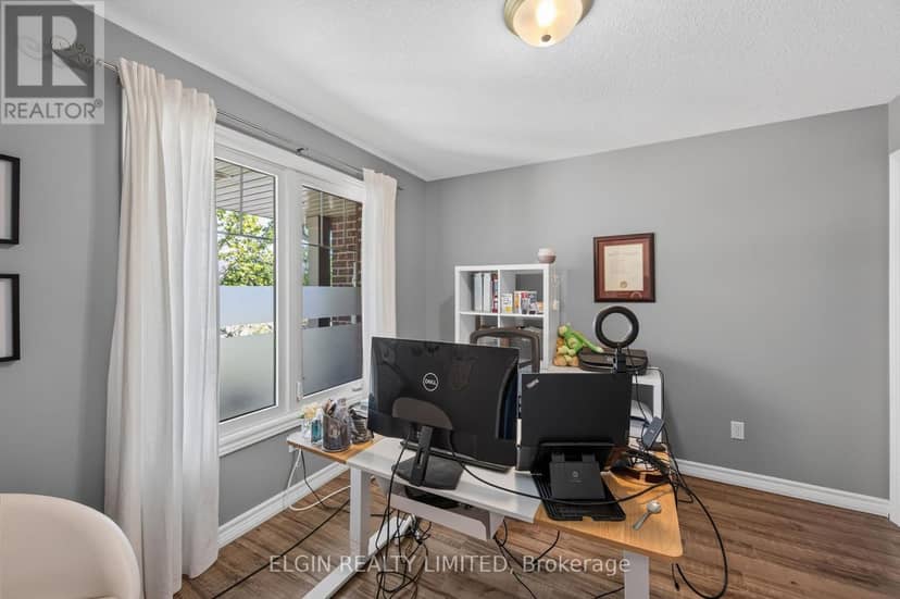 34 Pear Tree Avenue — photo 18 of 30