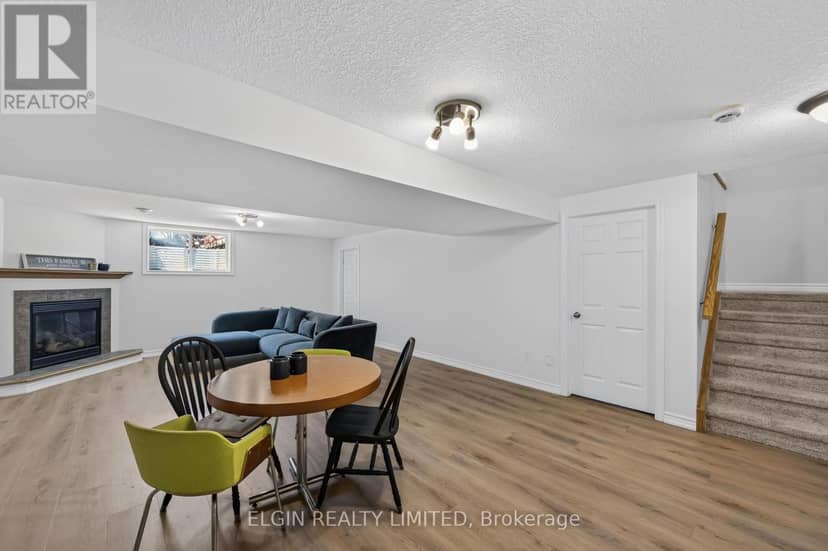 34 Pear Tree Avenue — photo 28 of 30