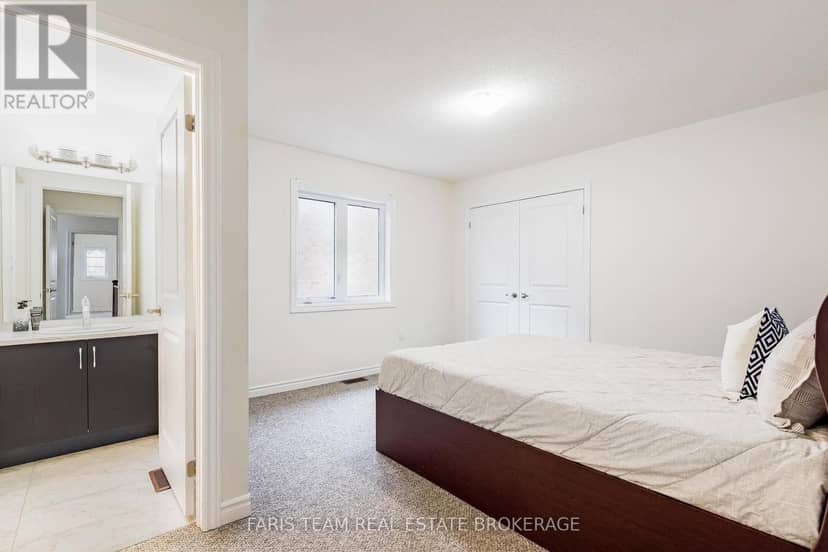 2263 Lozenby Street — photo 34 of 40