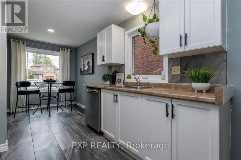 64 Ferguson Drive — photo 7 of 31