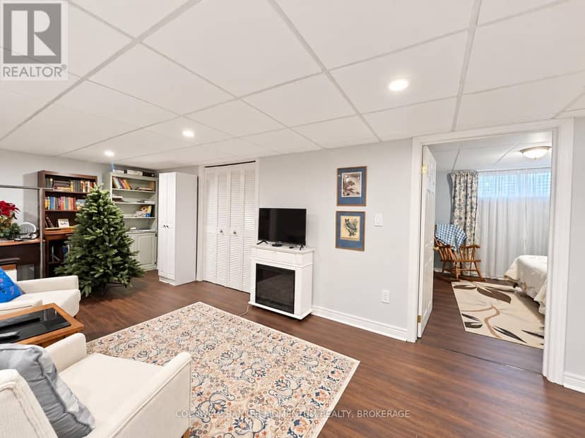 11 - 5200 Dorchester Road — photo 32 of 40