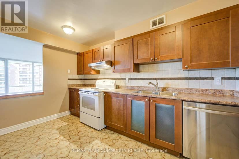 711 - 19 Four Winds Drive — photo 14 of 40