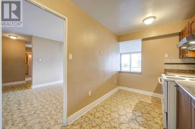 711 - 19 Four Winds Drive — photo 16 of 40