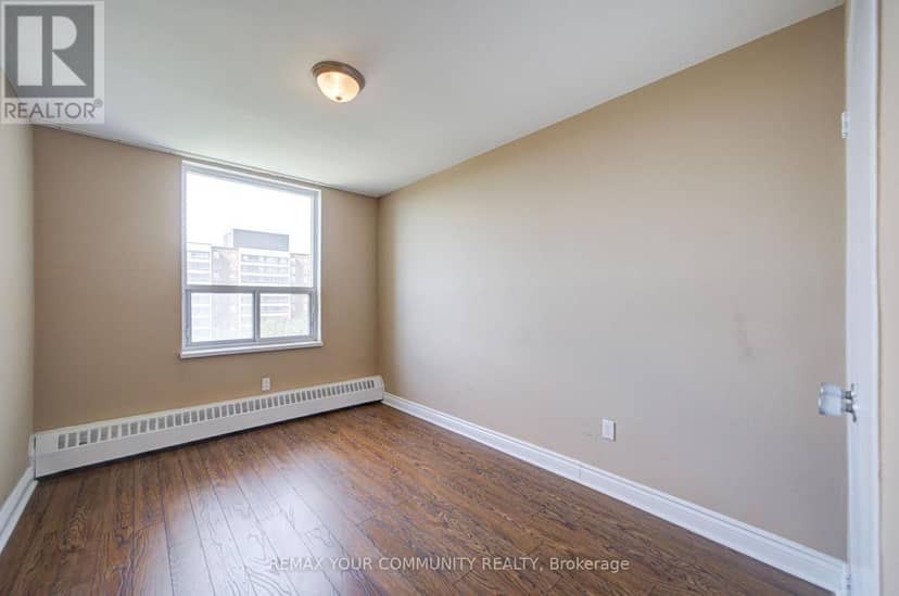 711 - 19 Four Winds Drive — photo 34 of 40
