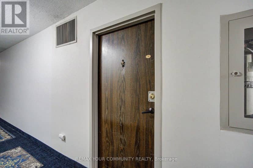 711 - 19 Four Winds Drive, Toronto, photo 5