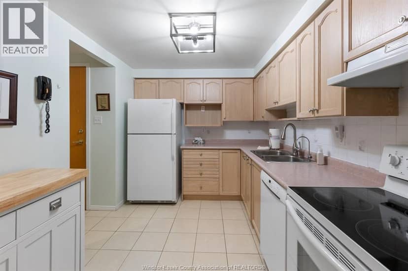 451 GRAND MARAIS ROAD West Unit# 114 — photo 9 of 40