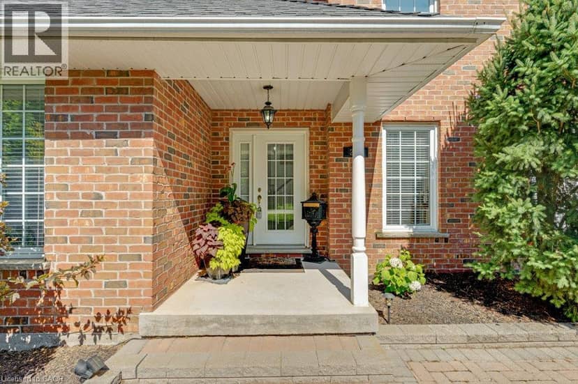 216 RED MAPLE Court — photo 5 of 40