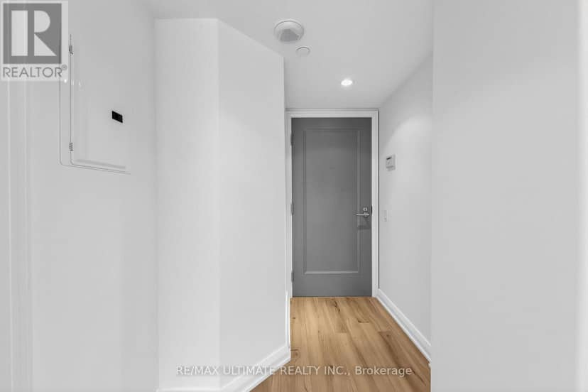 1607 - 155 Yorkville Avenue — photo 17 of 28