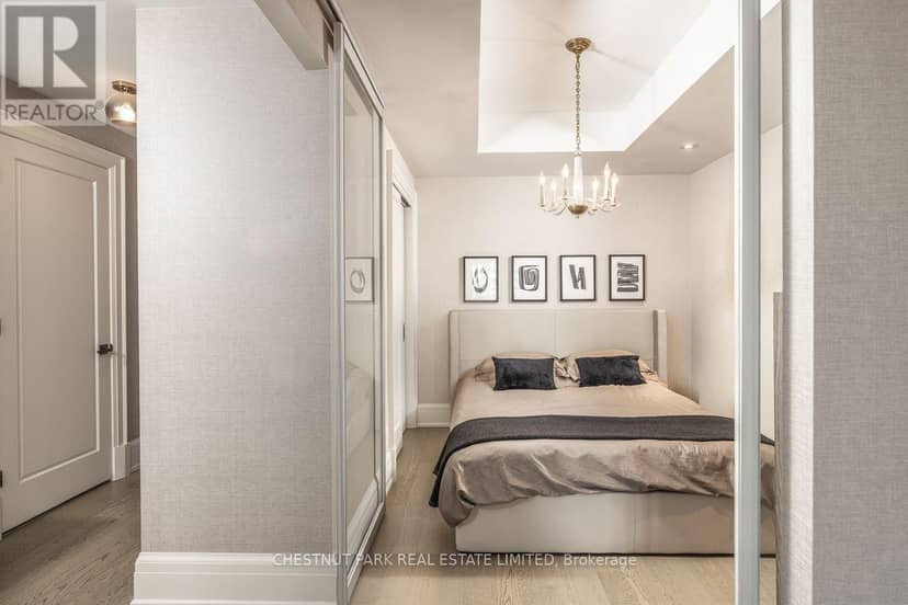 506 - 181 Davenport Road — photo 9 of 20