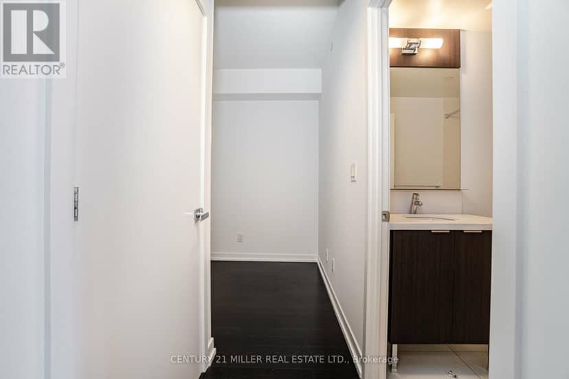 3701 - 21 Widmer Street — photo 18 of 38