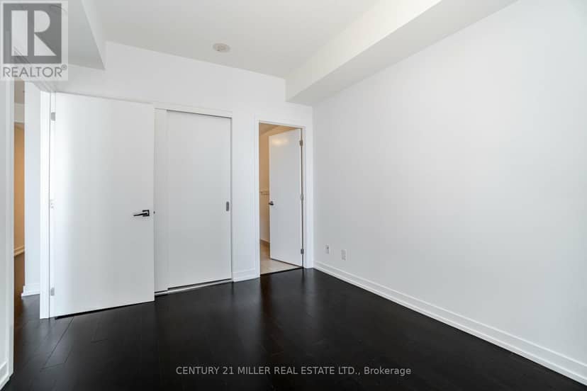 3701 - 21 Widmer Street — photo 22 of 38