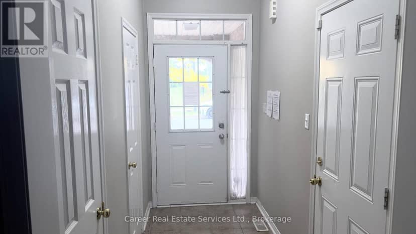 123 Silverwood Circle — photo 3 of 27