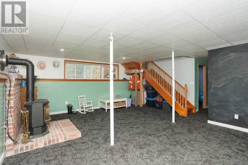 24 Oakwood Drive — photo 19 of 32