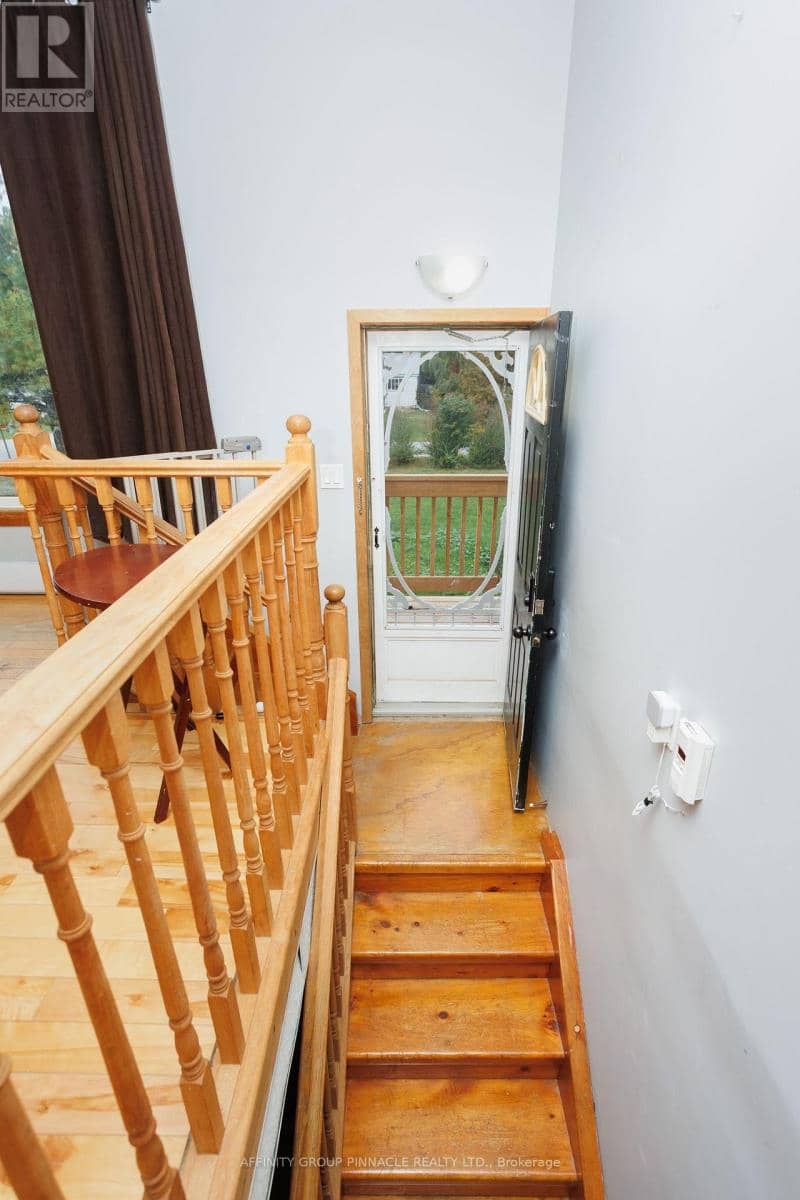 24 Oakwood Drive, Kawartha Lakes, photo 4