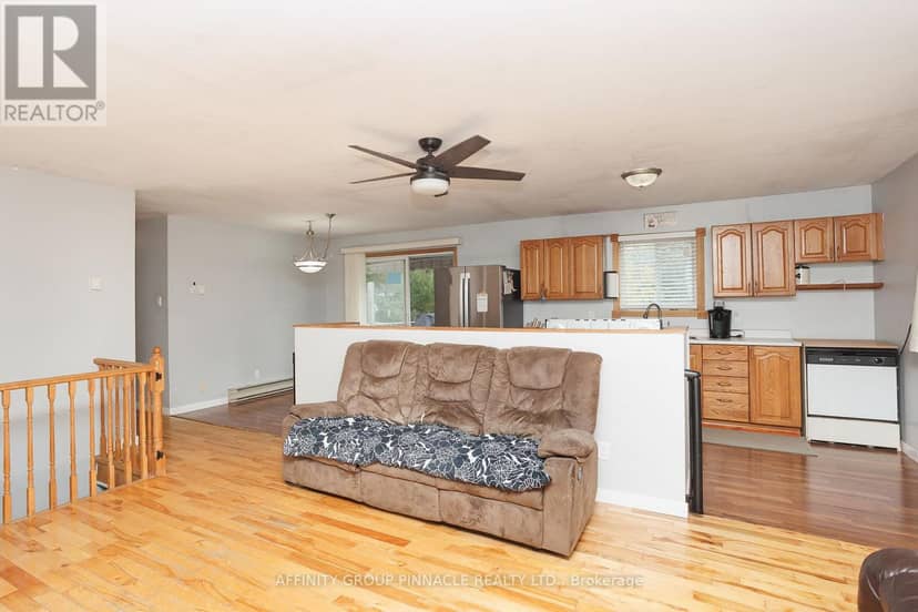 24 Oakwood Drive, Kawartha Lakes, photo 7