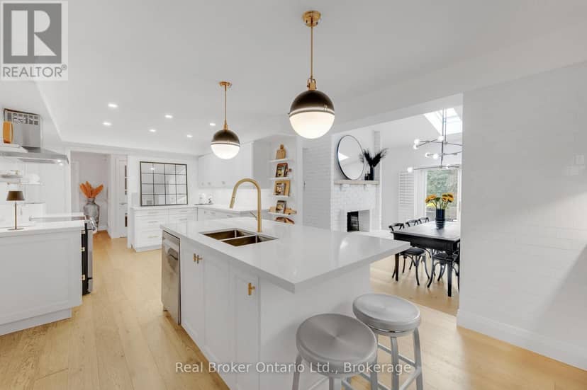 3270 Shelburne Place — photo 11 of 40