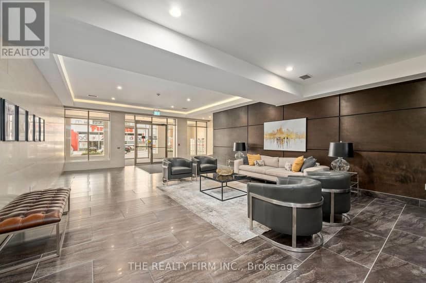 2109 - 330 Ridout Street N, London East, photo 2