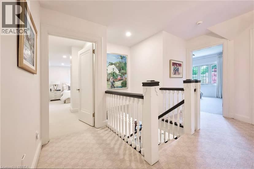 19 INWOOD Drive — photo 23 of 40