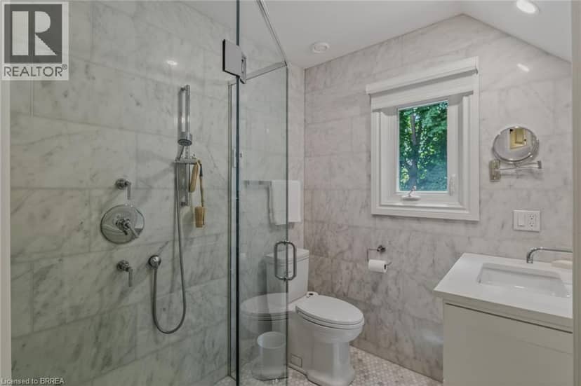 19 INWOOD Drive — photo 26 of 40
