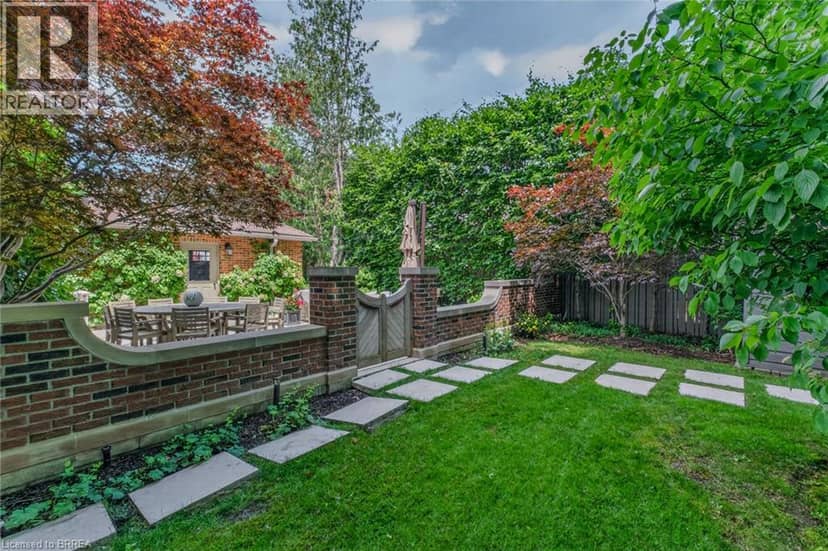 19 INWOOD Drive — photo 37 of 40
