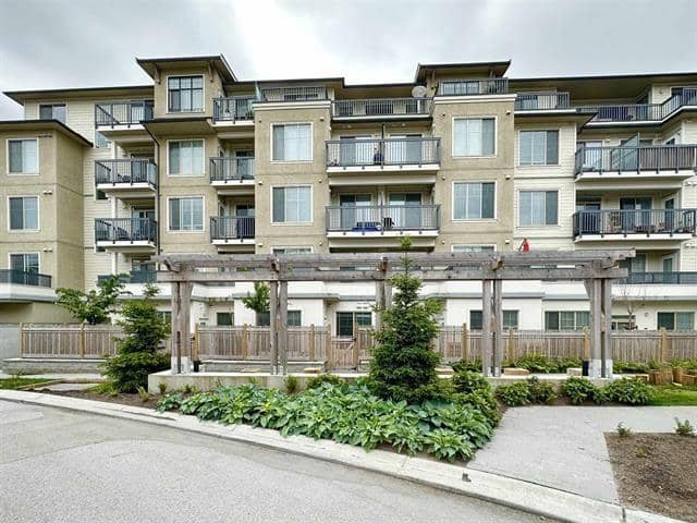 B105 20487 65 AVENUE, Langley