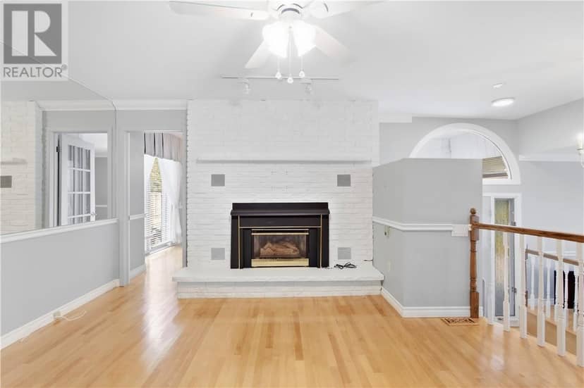 79 Lancaster — photo 21 of 40
