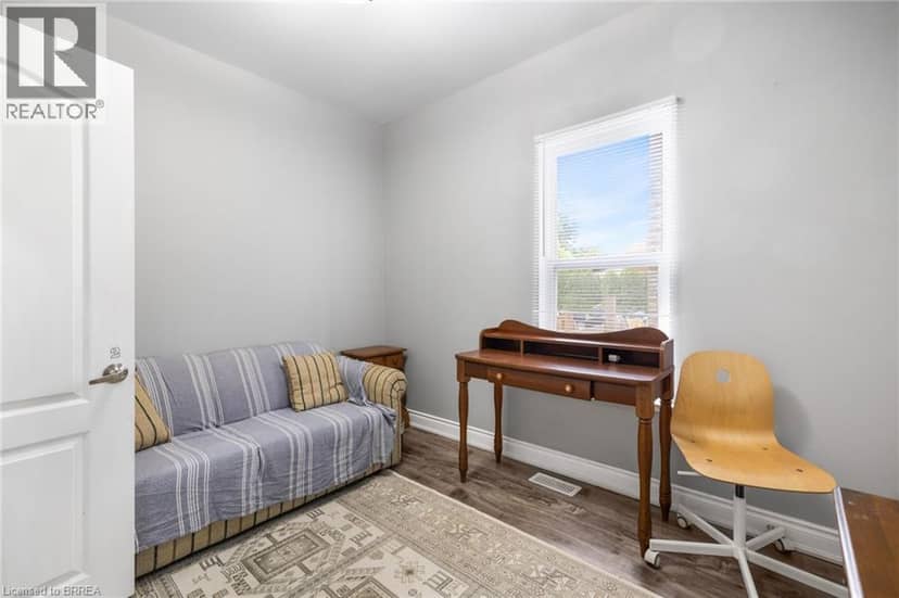104 MARY Street, Brantford, photo 8