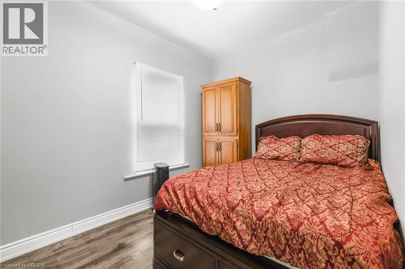 104 MARY Street, Brantford, photo 7