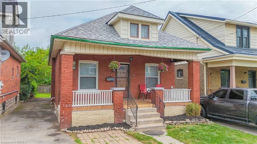 104 MARY Street, Brantford, photo 2