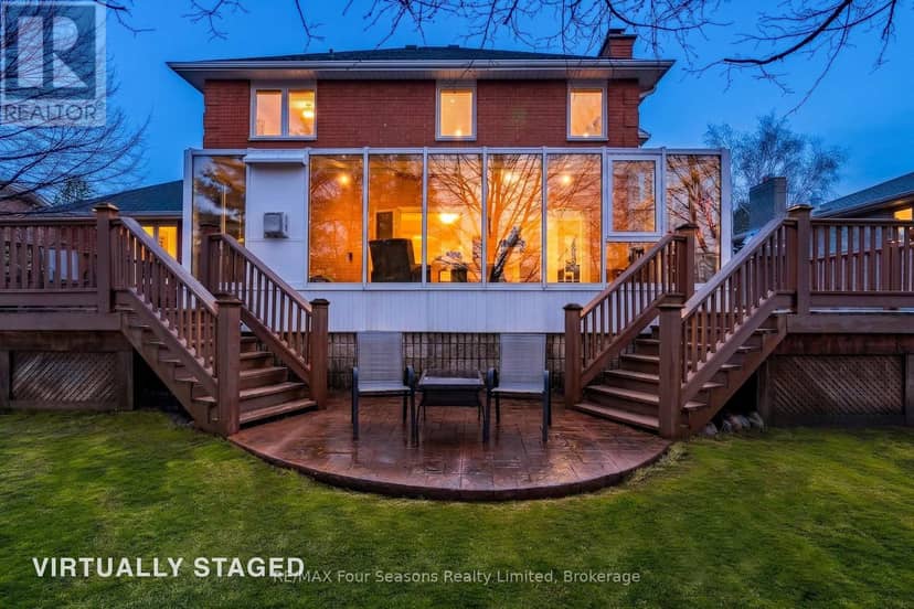 16 Carmichael Crescent — photo 11 of 40