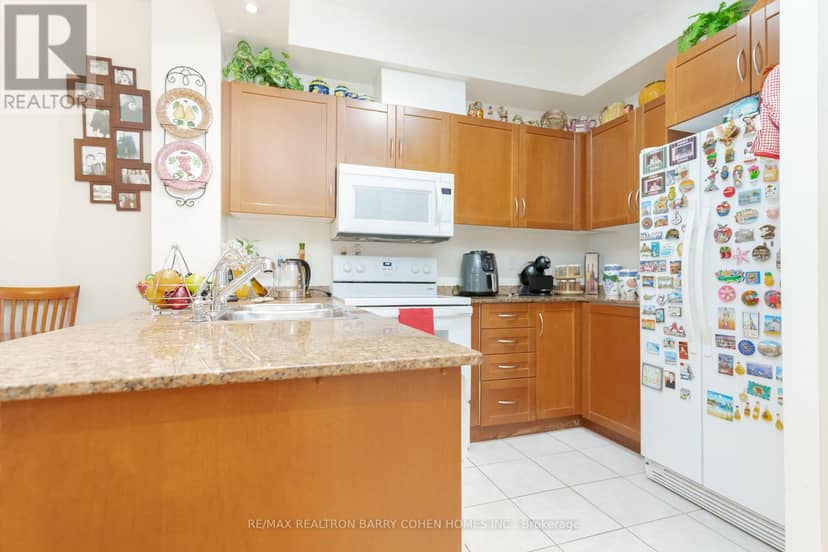 815 - 28 William Carson Crescent, Toronto, photo 7