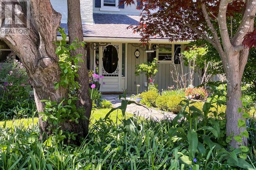 44 Parkview Avenue — photo 3 of 35