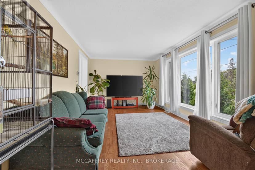 1242 Leyton Avenue, Kingston, photo 4
