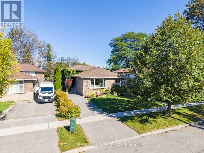 46 Manorglen Crescent — photo 1 of 37