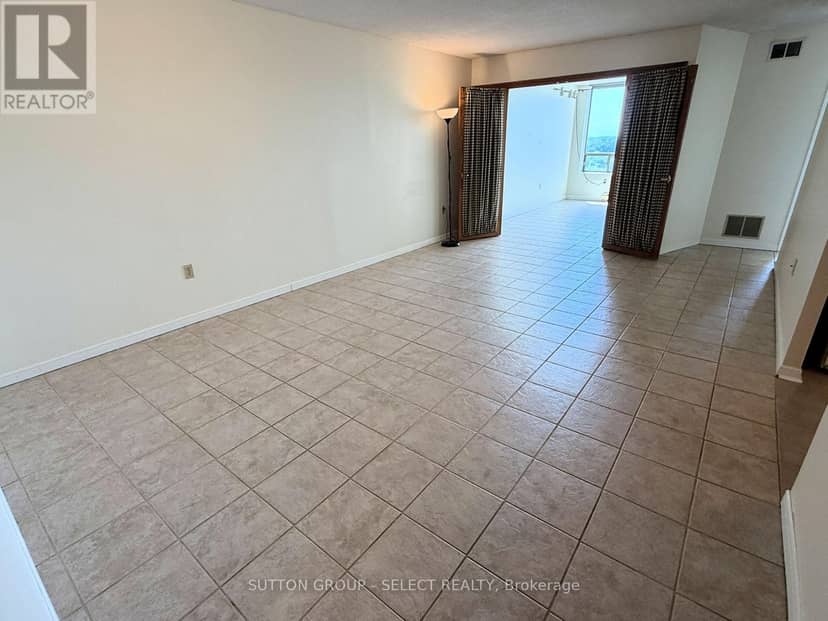 1603 - 695 Richmond Street, London East, photo 7