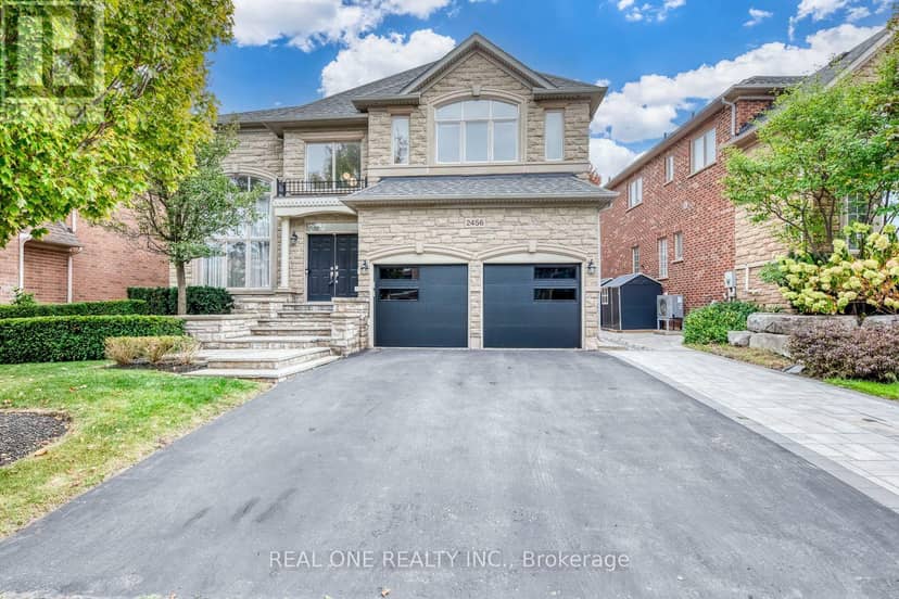 2456 Bon Echo Drive, Oakville, photo 2