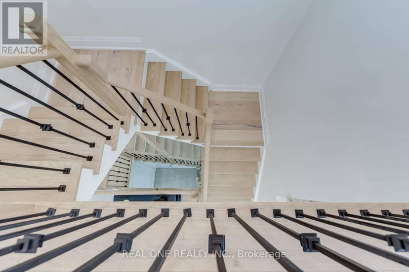 2456 Bon Echo Drive — photo 24 of 40